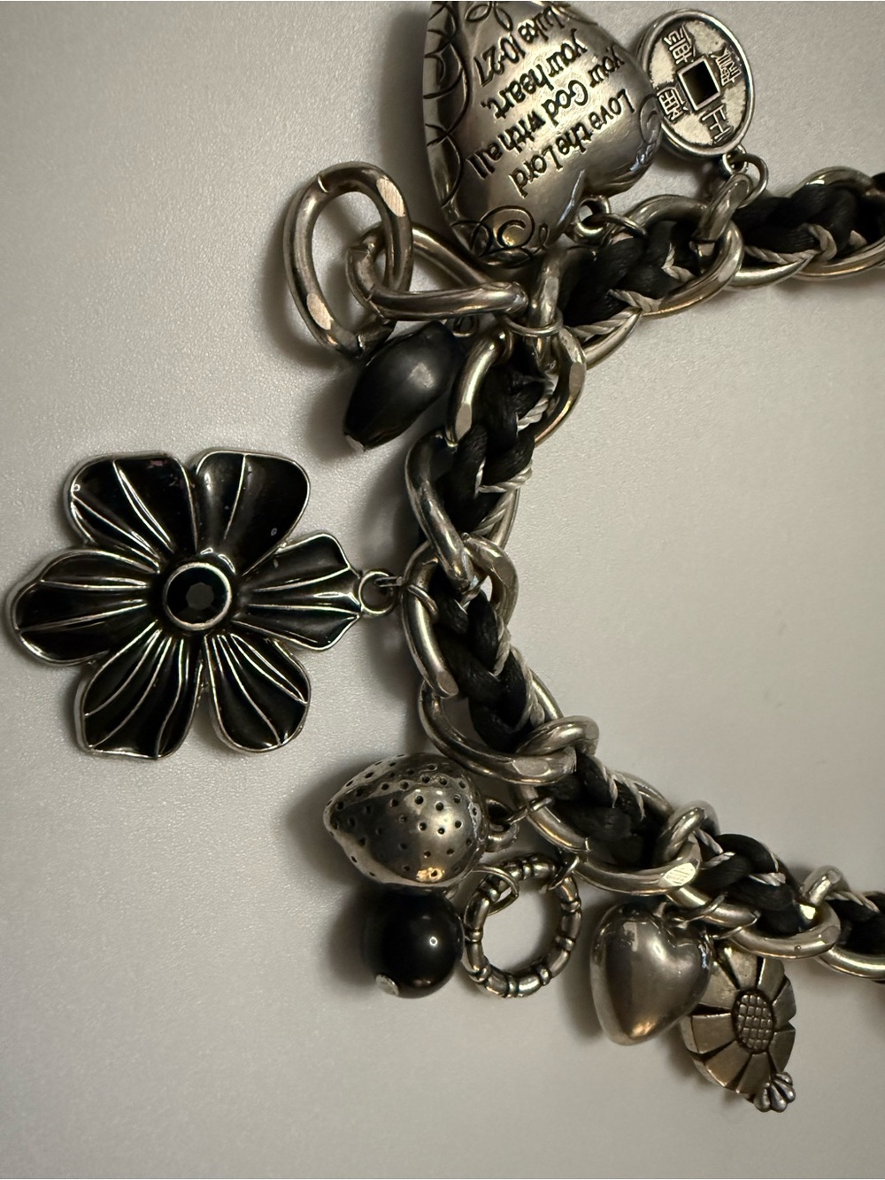 Vintage-Inspired Black Floral Charm necklace